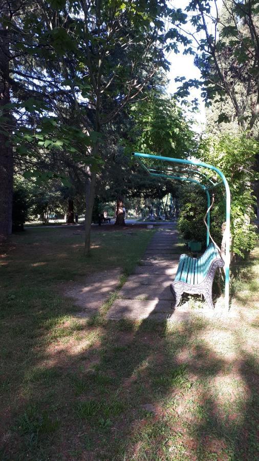 Домики У Лизы Под Ключ Pitsunda Eksteriør billede